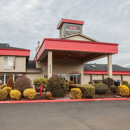 Bridgeway Inn & Suites - Portland Airport Грешем Экстерьер фото